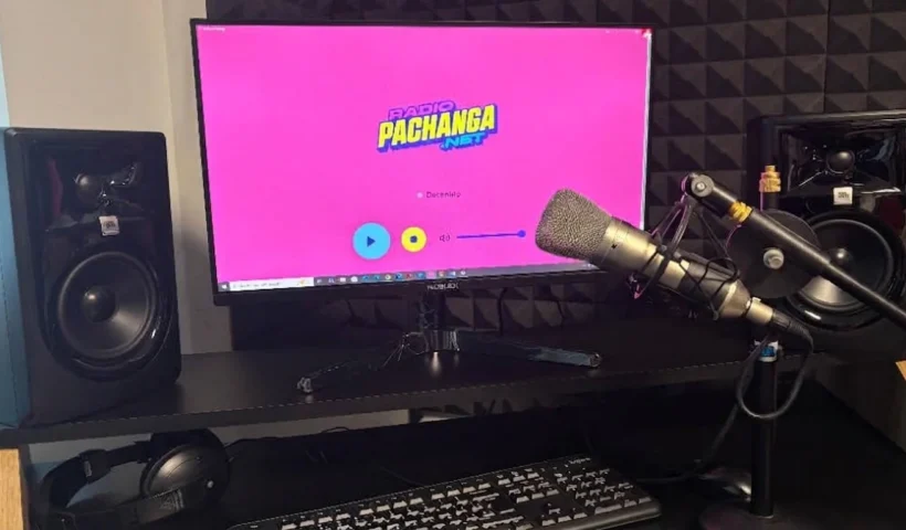 Radio Pachanga propone una playlist sin algoritmo creada en Mar del Plata por Señor Pachanga.